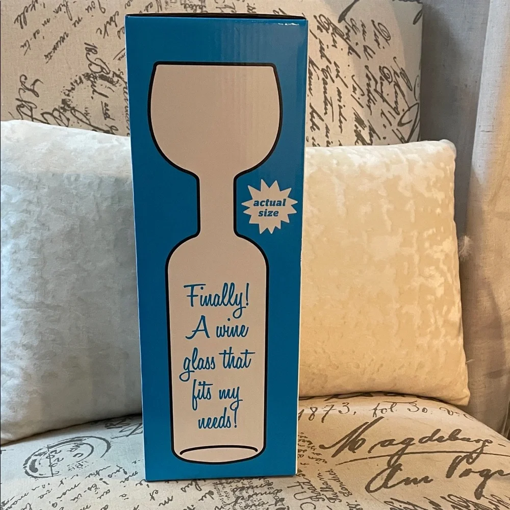 BigMouth Inc. Wine Bottle Glass - NIB - Picture 3 of 12
